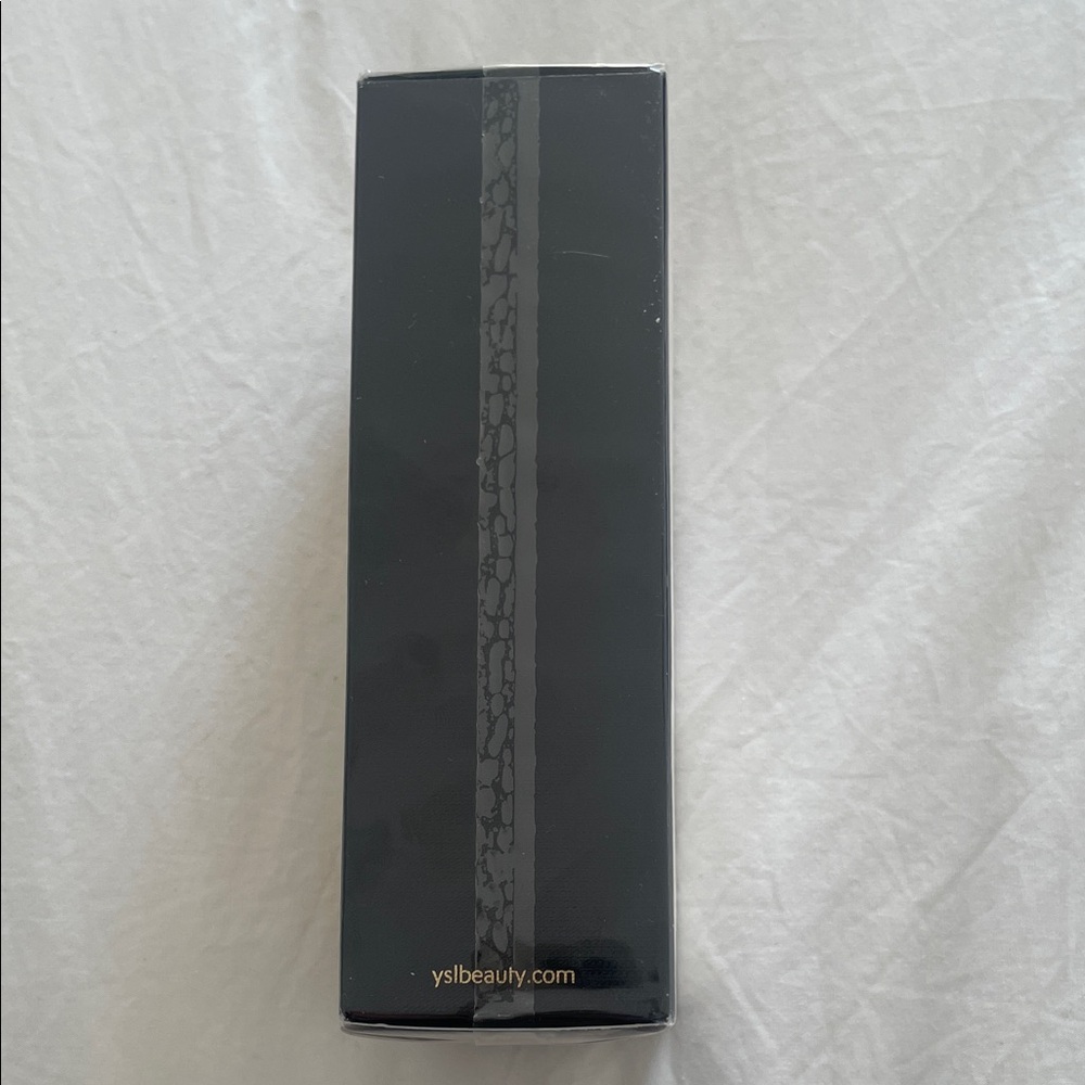 Yves Saint Laurent Libre Flowers & Flames - Eau de Parfum Florale 3 fl. Oz. - Picture 4 of 7